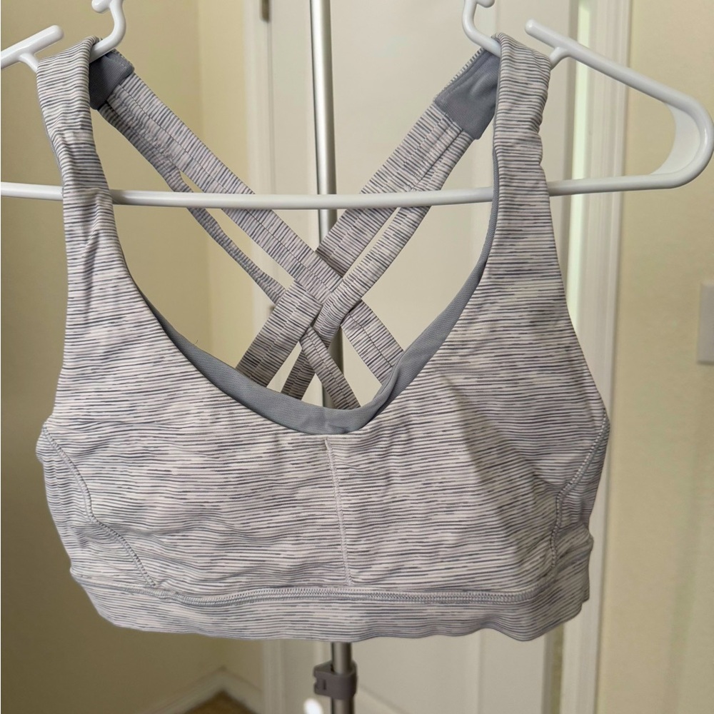 Lululemon stash it bra